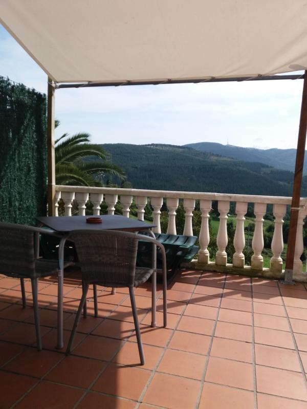 Double Room with Mountain View image 4