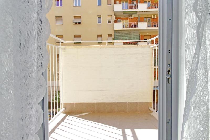 Deluxe Double or Twin Room image 3