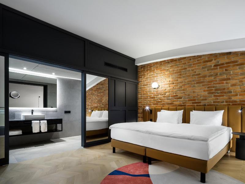 Junior Suite image 4