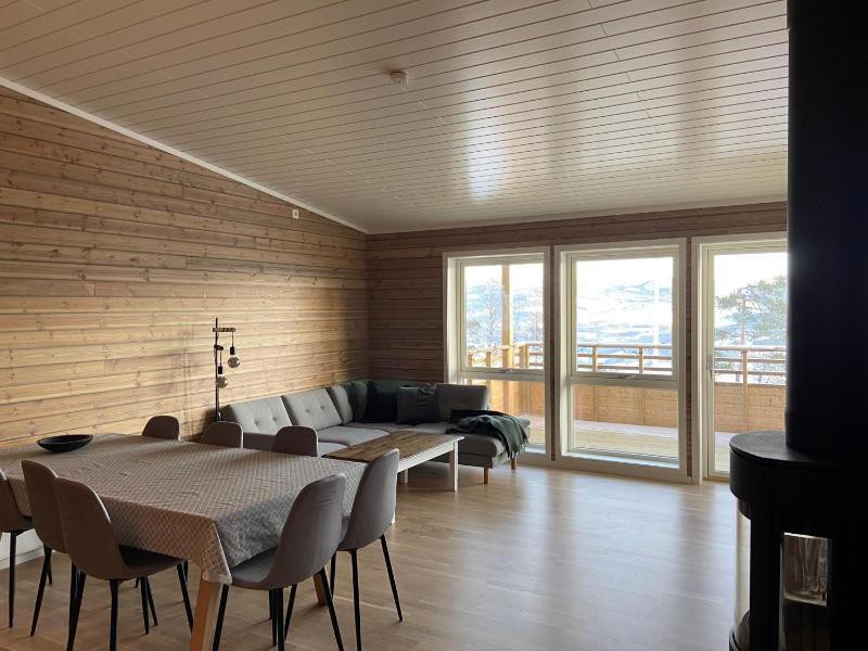 Three-Bedroom House image 1