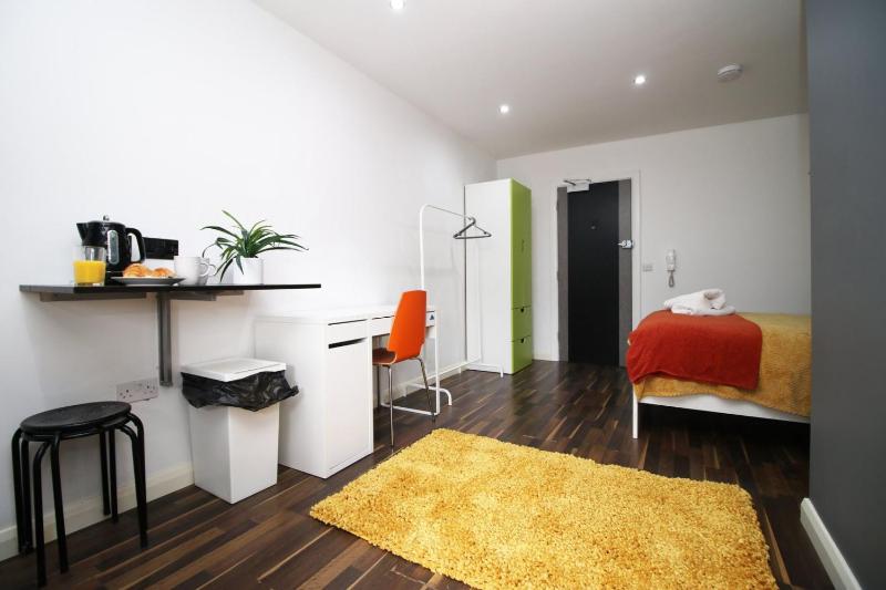 Cohost Partners - City Centre Studio Apt Images