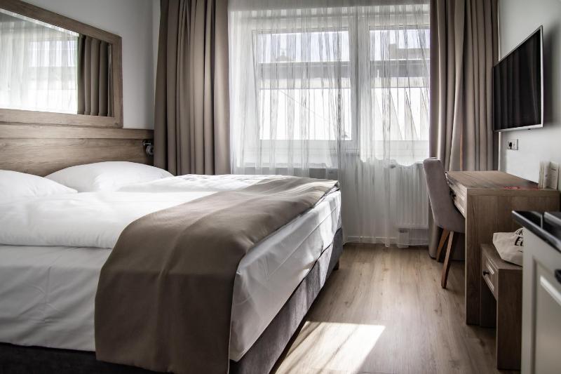 Sleep Inn Düsseldorf - image 13