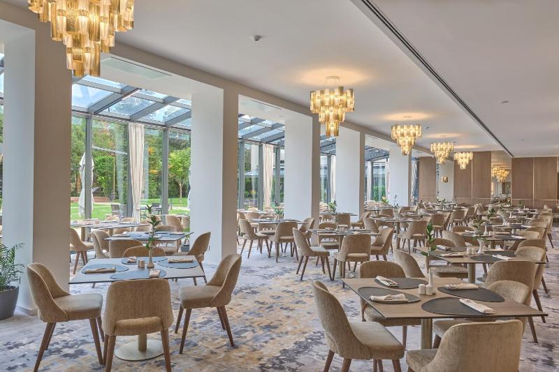 Radisson Hotel Plovdiv - image 40