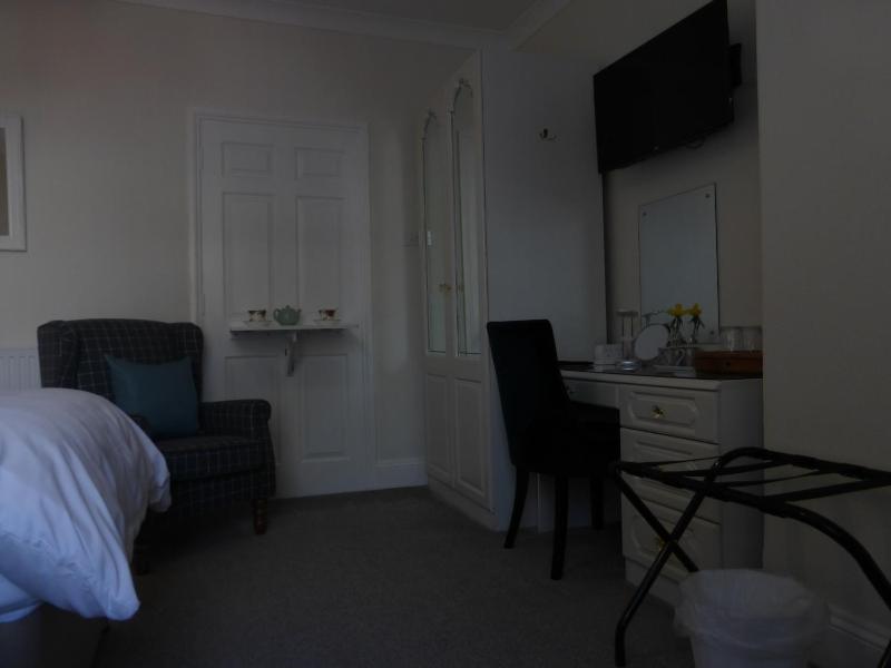 Blenheim House - image 5