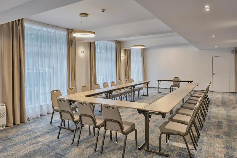 Radisson Hotel Plovdiv - image 21