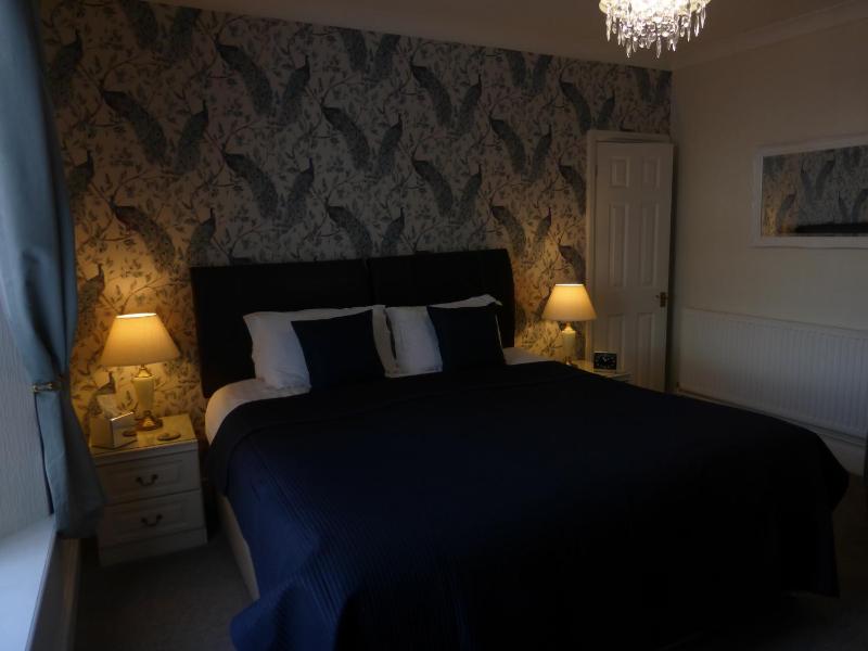 Superior Double or Twin Room image 1
