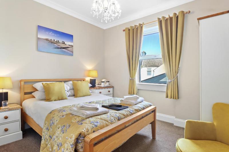 Standard Double Room image 1