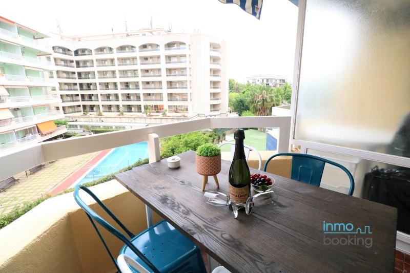 New Alboran Salou climatizado piscina y wifi - image 5