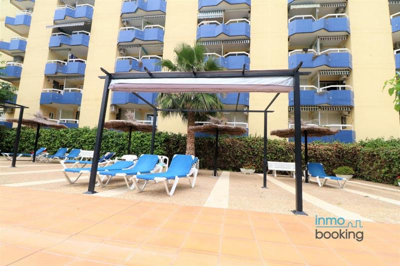 New Alboran Salou climatizado piscina y wifi - image 14