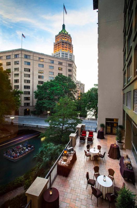 Hotel Contessa- Luxury Suites on the Riverwalk - image 24