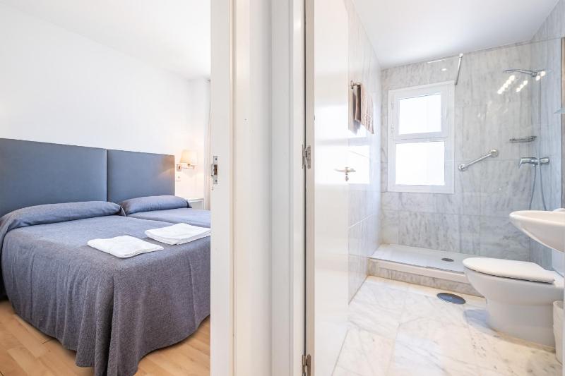 Apartamentos Les Dunes Centro Levante Beach - image 13