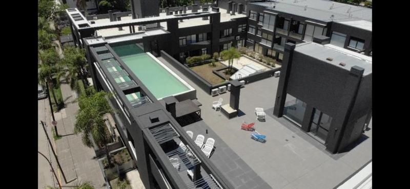 Zona residencial frente al lago! - image 20