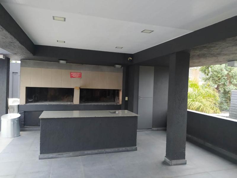 Zona residencial frente al lago! - image 15