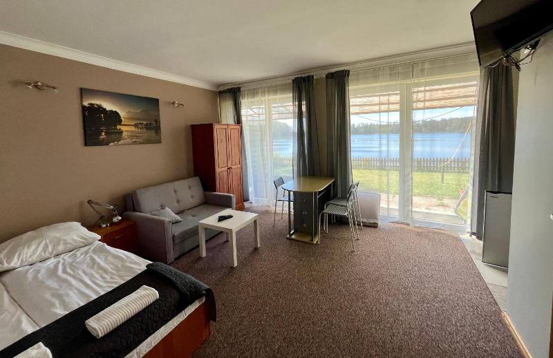 Triple Room with Terrace image 1