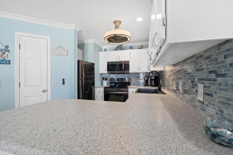 Sunset Harbor Unit 422 - image 30