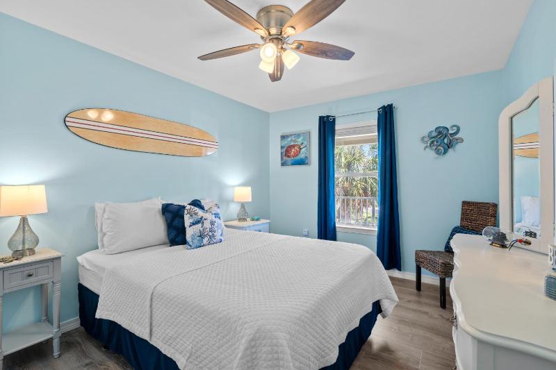 Sunset Harbor Unit 422 - image 50