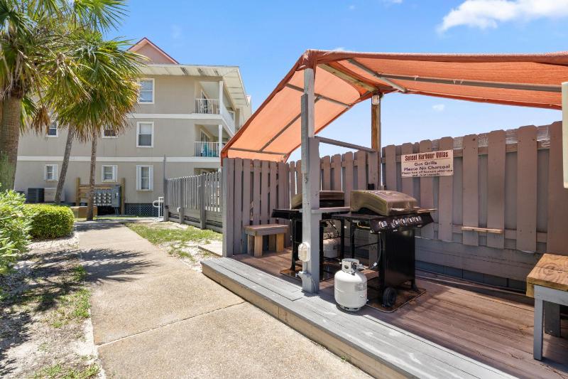 Sunset Harbor Unit 422 - image 9