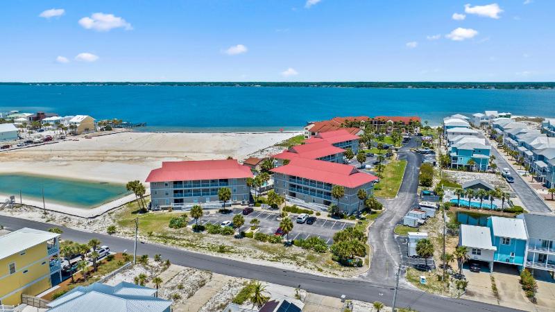 Sunset Harbor Unit 422 - image 32