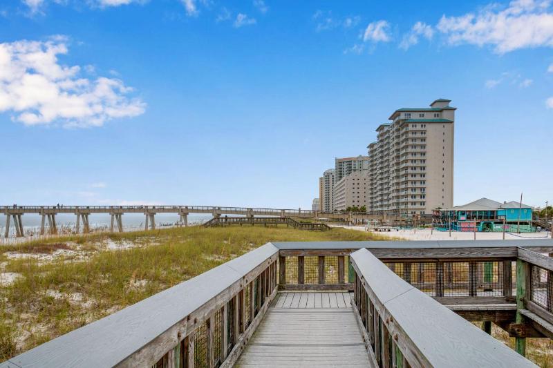 Sunset Harbor Unit 422 - image 29