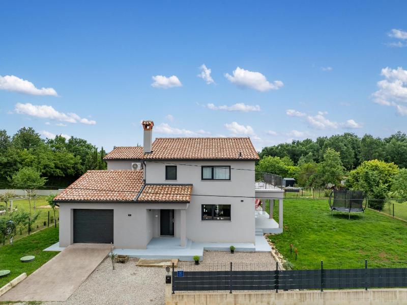 Standalone Villa Family Love  by 22Estates - image 17