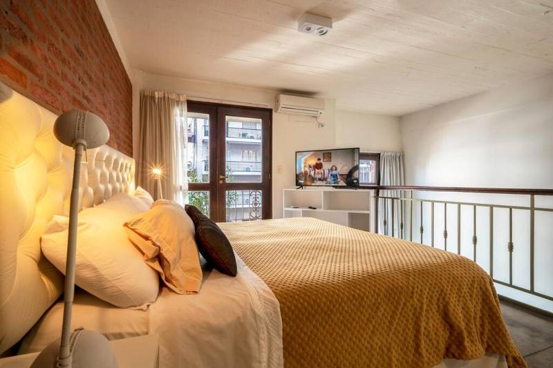 Inspiring loft to create super spacious with service - image 10