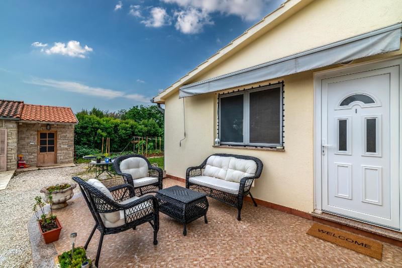 Apartments with parking space Rovinj - 22740 - image 9