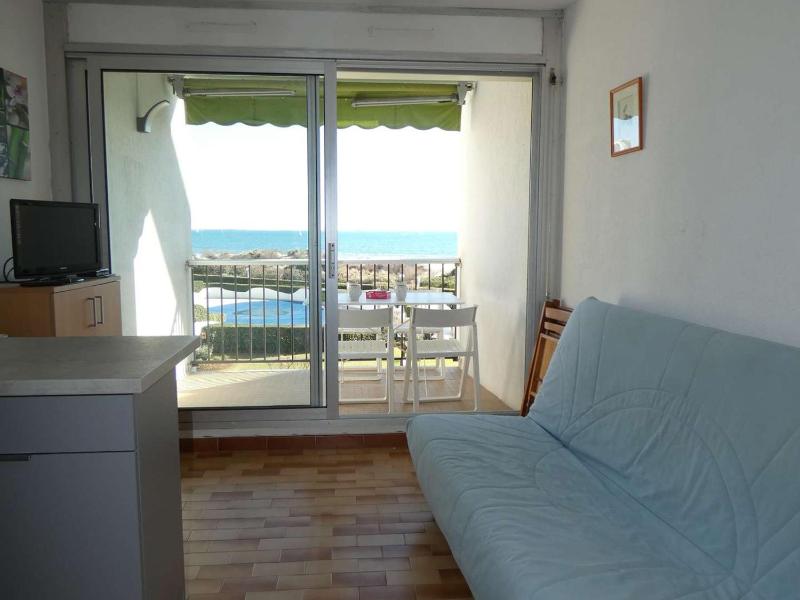 Studio cabine avec piscine parking et climatisation en bord de mer - FR-1-328-165 - image 2