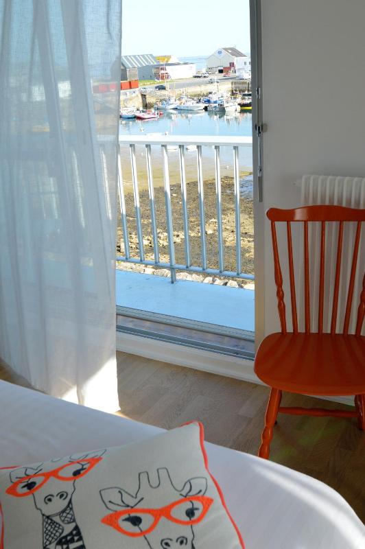 Deluxe Double Room with Sea View image 4