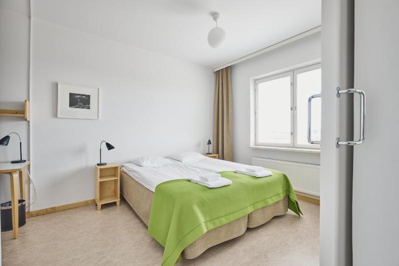One-Bedroom Apartment image 4