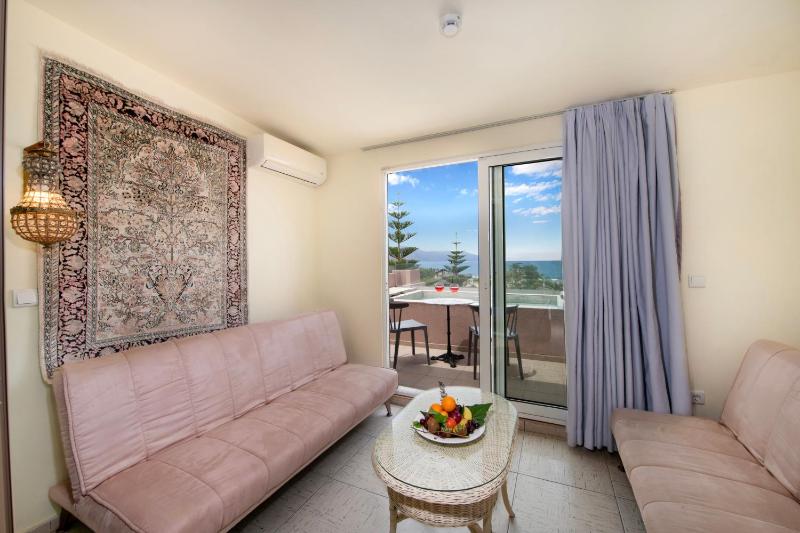 Suite with Private Pool image 1