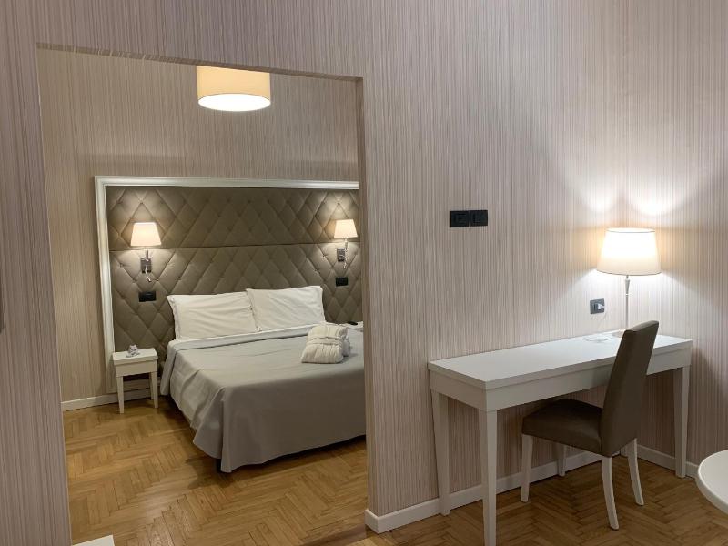 Triple Room image 1