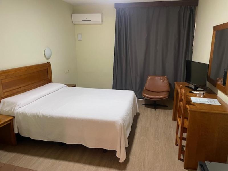 Single Room image 1