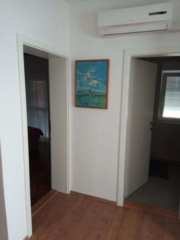 Apartment image 2