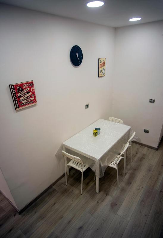 NA City Rooms - image 10