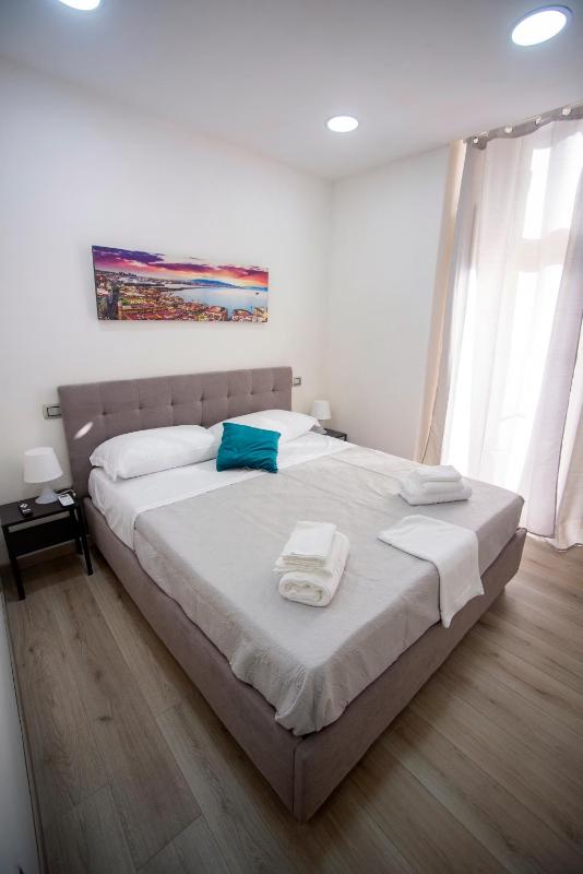 NA City Rooms - image 13