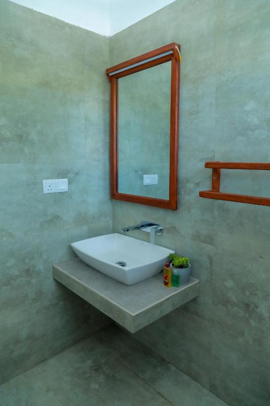 Traveller's Hotel Hikkaduwa - image 13