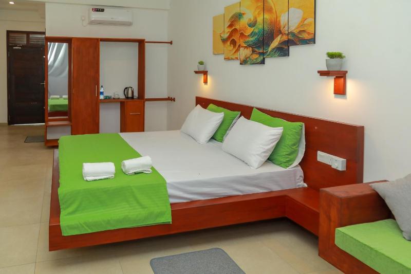 Traveller's Hotel Hikkaduwa - image 15