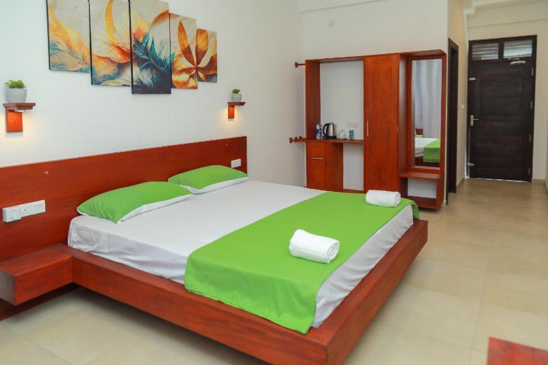 Traveller's Hotel Hikkaduwa - image 27