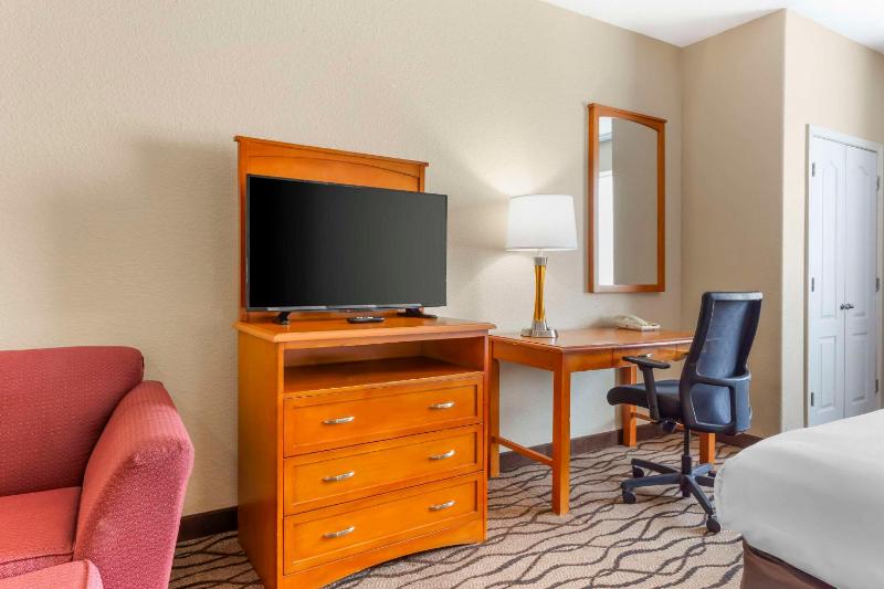 King Room image 4