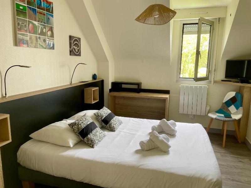 Economy Double Room image 1