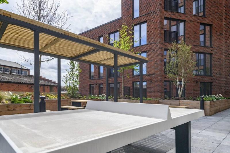 City Centre Deluxe with amazing Garden Terrace - Pass the Keys - image 12