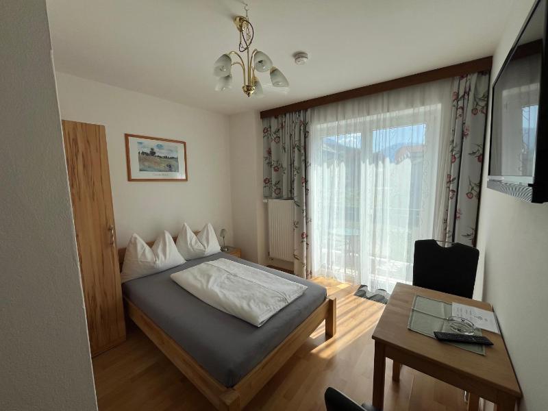 Single Room image 1