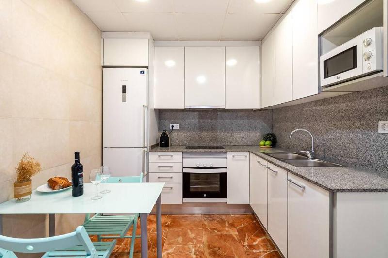 Park Guell Gaudi | 2 bedroom Apartment - image 15