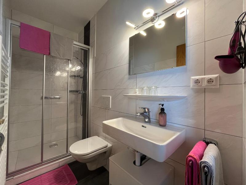 Double Room image 2