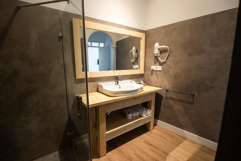 Suite image 4