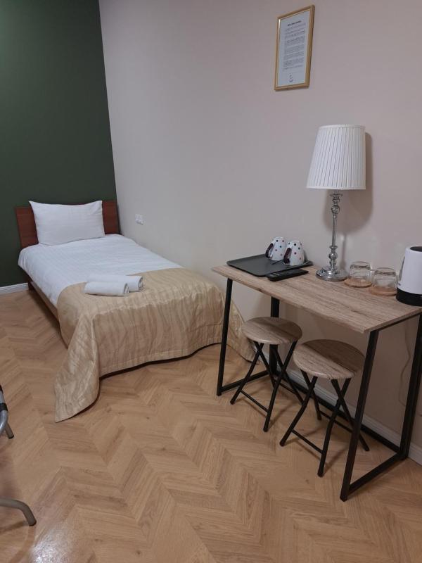 Deluxe Twin Room image 1