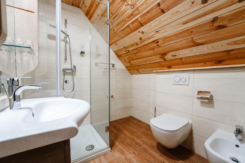 Double or Twin Room with Mountain View image 2