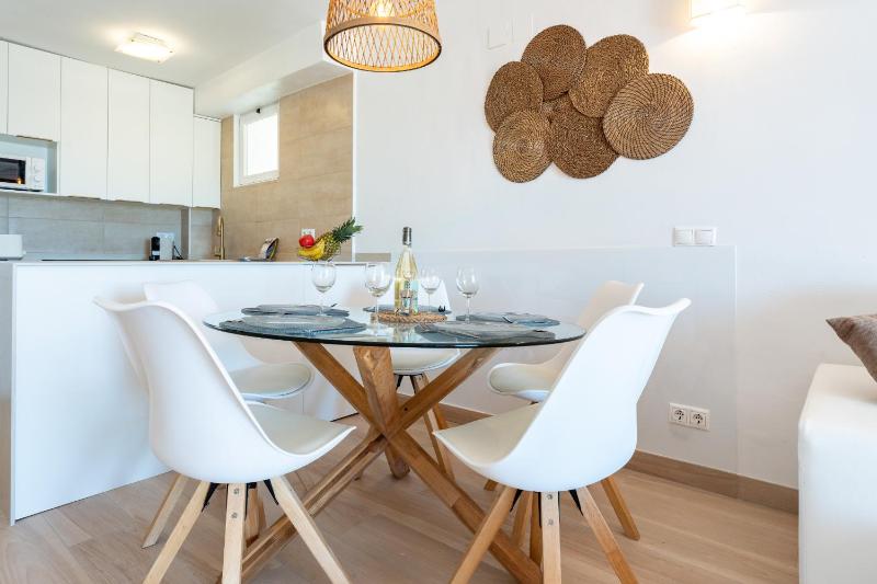 Dona Lola Sandra - Cozy beach front house with open sea views located in Calahonda only few minutes away from Marbella - Costa del sol CS111 - image 27