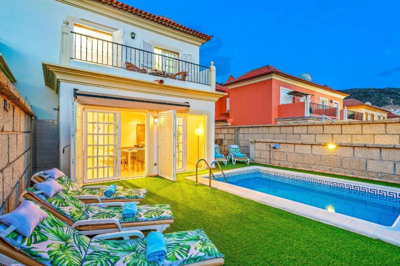 Villa Costa Adeje by Villa Plus - image 21