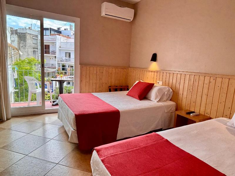 Triple Room image 4